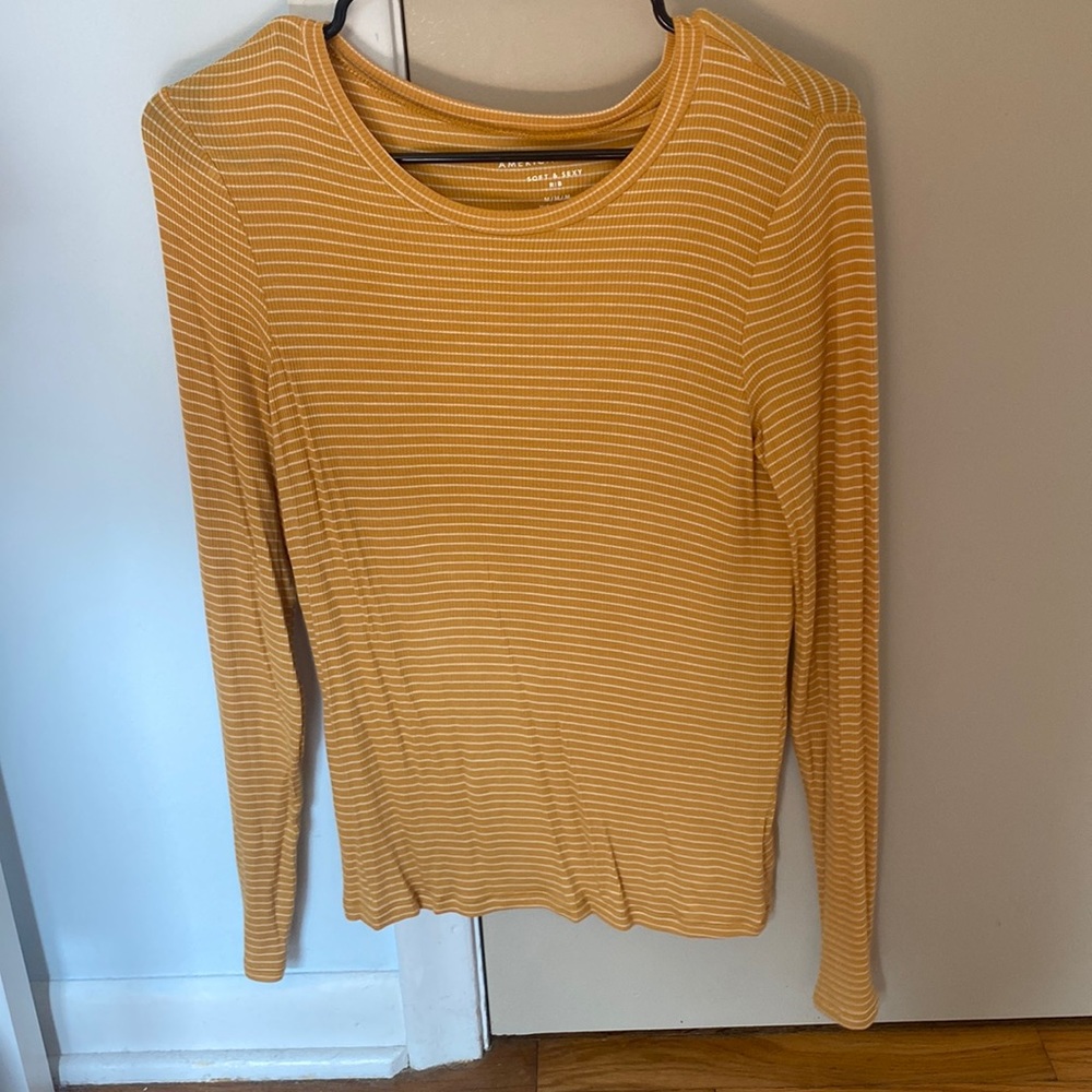 AE SOFT AND SEXY TEE